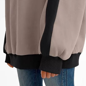 Sudadera de Mujer Personalizada con Estampado Bordado, Cuello Redondo, Bloques de Color, para Otoño e Invierno, de Alta Calidad - Product Image 5