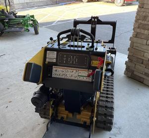 Chargeur compact sur chenilles diesel 2025 HIGH POWER Boxer 385D avec grappin - Product Image 6