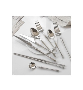 Couverts au design antique poli miroir en acier inoxydable de haute qualité ensemble de couverts cuillère fourchette couteau pour accessoires de cuisine - Product Image 2