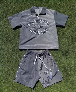 Ensemble de survêtement décontracté imprimé en deux pièces pour hommes, veste coupe-vent et short, survêtement en coton personnalisé - Product Image 1