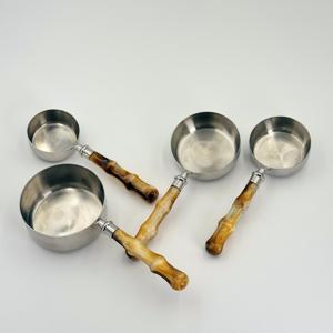 Tazas Medidoras de Acero Inoxidable Brillante con Asas de Resina, Utensilios de Cocina Duraderos para Cocinar y Hornear - Product Image 2