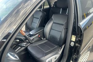 Mercedes-Benz ML350 BlueTEC 2011 d'occasion en excellent état - Product Image 3