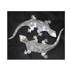 Arte de Concha de Nácar, Joyería de Concha Marina, Adorno Animal, Motivo Artístico, Artesanía con Incrustaciones, Tamaño 20 cm - Product Image 1