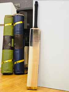 Bate de Cricket Ligero Personalizable, Material de Madera, Estilo Clásico Vintage, Logotipo para Entrenamiento en Jardín al Aire Libre, Fiesta, Deportes Ingleses - Product Image 4