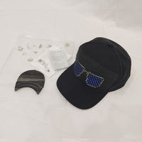 Pannello LED Ricaricabile Programmabile con Controllo Bluetooth, Display per Messaggi Comuni Aziendali, Stile Y2K Tropicale a 5 Pannelli, Cappello 100% in Twill