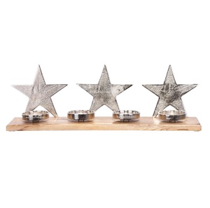 Meilleure vente 4 bougeoirs photophore en aluminium argenté avec base rectangulaire en bois pour la décoration de table de Noël - Product Image 4