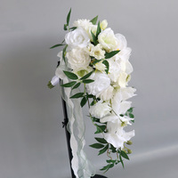 Bouquet de fleurs artificielles haut de gamme en soie blanche effet cascade pour décoration de mariée - Vente en gros