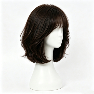 Peluca Corta Estilo Bob Francés Marrón Oscuro con Flequillo, Natural y Voluminosa - Product Image 5