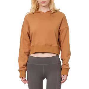 Sudadera con capucha de manga larga recortada para mujer de tendencia superior superventas último diseño teñido liso para invierno precio al por mayor mejor - Product Image 1