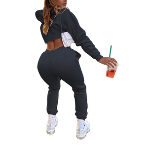 ชุดเสื้อฮู้ดตัวสั้นของผู้หญิงใส่ทำกิจกรรมกลางแจ้งสีดำเสื้อสวมหัวสวมใส่สบายมีสไตล์พร้อมโลโก้ที่ปรับแต่งได้ - Product Image 6