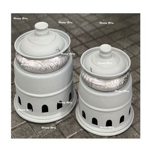 Ensemble de deux plats de service en aluminium de la meilleure qualité, couleur bleue et argentée, à prix réduit - Product Image 2