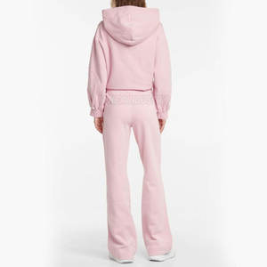 Ensemble de survêtements évasés pour femmes, doux et extensibles, deux pièces, conçu pour le confort et l'usage quotidien, en vente en ligne 2026 - Product Image 5