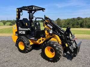 Cargadora de Ruedas JCB 403 Plus Stage V, Cargadora Frontal Compacta Diésel de 3 Toneladas para Agricultura y Construcción - Product Image 1