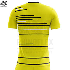 Camiseta de fútbol OEM disponible, ropa deportiva de entrenamiento personalizable, camiseta de fútbol hecha en Pakistán, camiseta de fútbol para adultos - Product Image 4