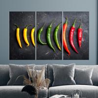 Lebendiges Gemälde mit Pfeffermotiv auf Leinwand – moderne, farbenfrohe Küchendekoration, 3P: Gallery Wrapped