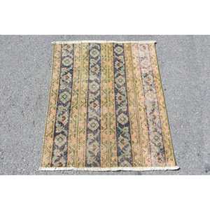 Alfombra Vintage de Lana Amarilla y Verde de 2.7 x 3.1 pies, Alfombra Turca Rectangular Grande para Comedor, Diseño Patchwork, Ecológica, Pelo Mediano, Látex - Product Image 1