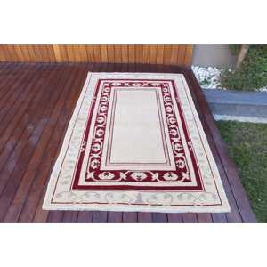 Alfombra Vintage, Alfombra Turca de 4x5.9 pies, Alfombra Oriental de Lana Blanca y Roja - Product Image 1