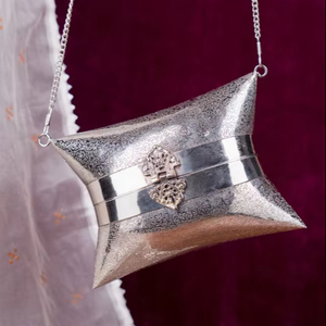 Bolsos de mano personalizables, duraderos, de lujo, de alta calidad, a la moda, casuales, suaves, para bodas, de metal de latón de lujo, para novias. - Product Image 3