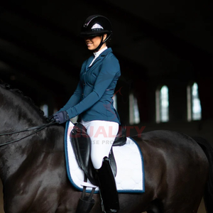 Tapis de selle anglais matelassé durable, la doublure douce et respirante offre un soutien confortable et une protection pour les chevaux pendant l'équitation - Product Image 3