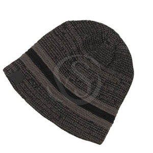 Gorro de Invierno de Lana 100% Fabricado en Pakistán con Logotipo Personalizado - Gorro Unisex Ajustable de Alta Calidad - Product Image 6