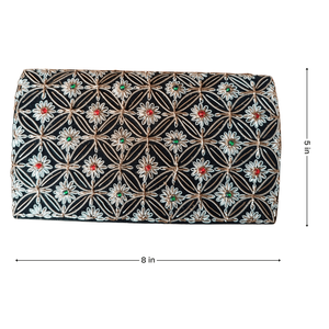 Pochette de soirée brodée Zardozi Jali Bloom avec décoration en laiton, cristaux et perles, sac à main de mariée - Product Image 3