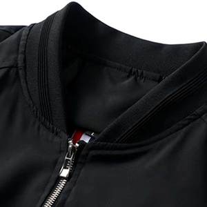 เสื้อแจ็คเก็ตบอมเบอร์คอตั้งสำหรับผู้ชายไซส์ใหญ่คุณภาพสูง ผลิตตามสั่ง แห้งเร็ว ระบายอากาศได้ดี บริการ OEM ผลิตในปากีสถาน - Product Image 4