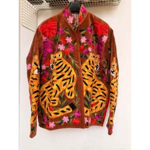 Autumn/Winter Brown Tiger Velvet Embroidered <b>Jacket</b> Reversible Outerwear Linen Nylon Lining Soft Leather Western Satin Polyester - Product Image 2