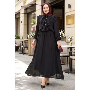 Conjunto de Hiyab Negro Informal para Mujer con Falda con Detalle de Volantes, Tela Modal Transpirable - Product Image 1