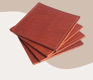 Sous-verres en cuir pour boissons Lot de six avec support pour la protection de la table Décoration de maison luxueuse faite à la main et cadeau de pendaison de crémaillère - Product Image 2