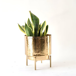 Precio al por mayor de maceta de oro martillado de metal para oficina interior y exterior de mesa - Product Image 5