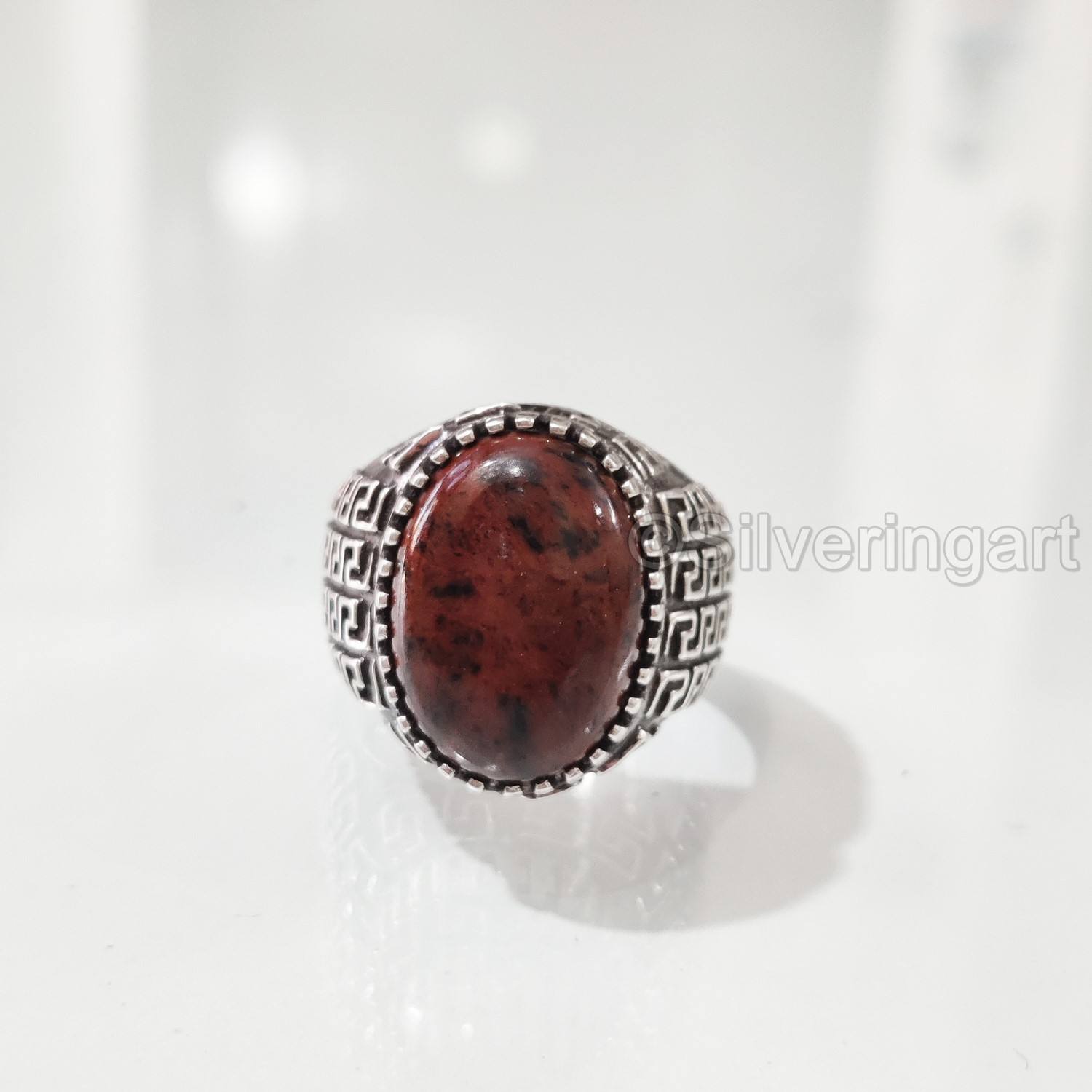 สีน้ำตาล