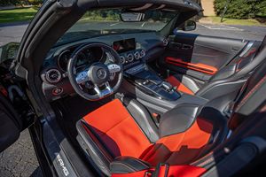 Mercedes-AMG GT Roadster 2020 en Perfectas Condiciones - Product Image 2