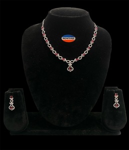 Ensemble de collier et de boucles d'oreilles Pure AD sur mesure pour la mariée et la fête Exportateur de bijoux de mode indiens de qualité supérieure - Product Image 2