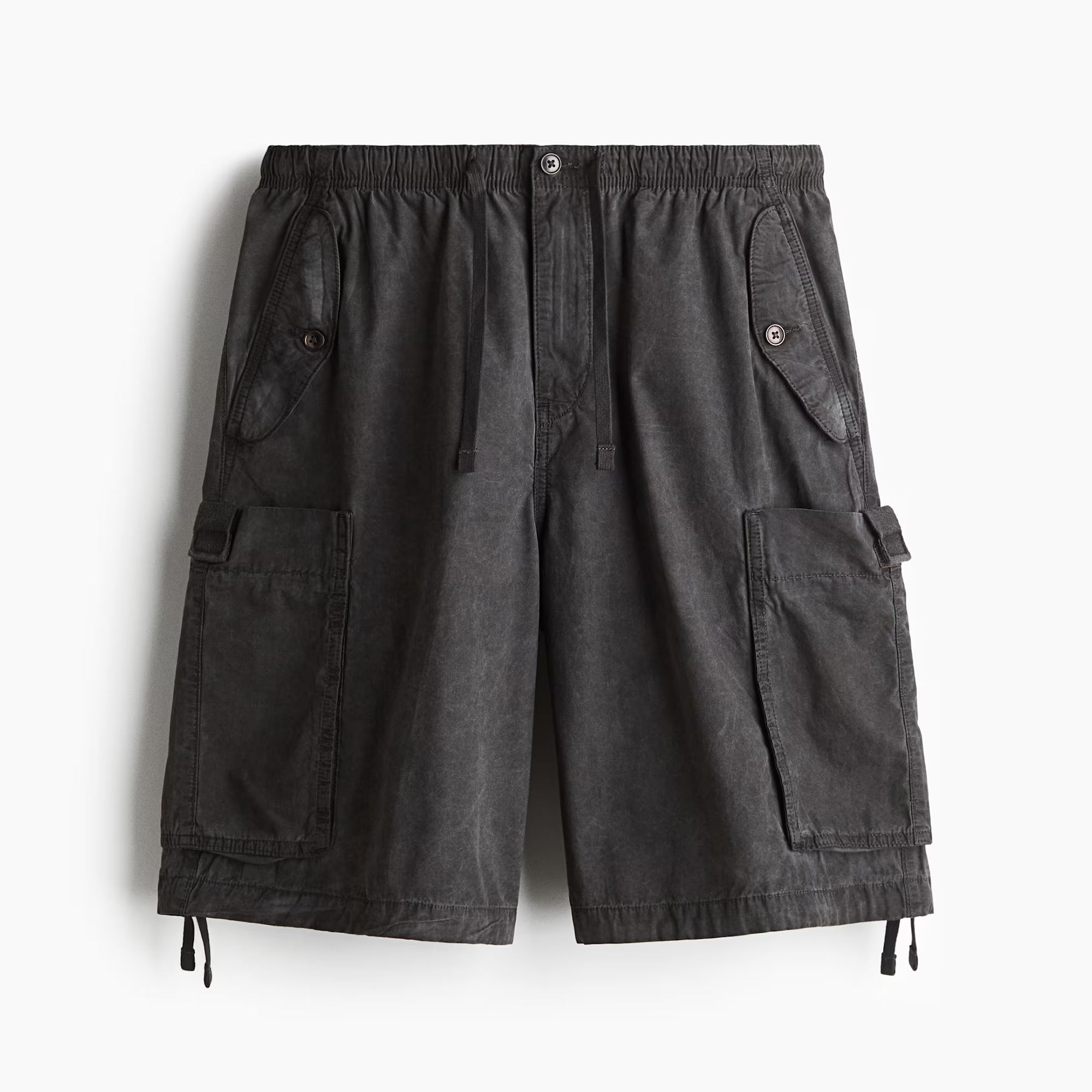 สีเทาเข้ม