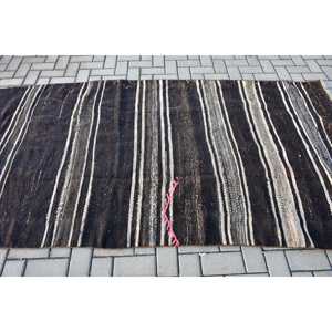 Tapis Kilim Turc Patchwork 4x8,4 pieds en Laine Noire Écologique avec Dos en Latex – Décoration Vintage pour la Maison - Product Image 3