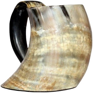 Mug en corne de buffle sculpté à la main de qualité supérieure, style viking durable, idéal pour les fêtes de Noël et la Saint-Valentin - Product Image 4