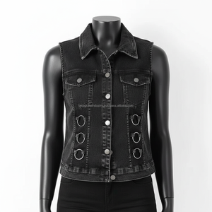 เสื้อกั๊กยีนส์สีดำสไตล์โกธิคสำหรับผู้หญิงแบบ OEM สั่งทำพิเศษ ไม่มีแขน แต่งห่วงโลหะ สตรีทแวร์ ทรงเข้ารูป สั้นแบบครอป - Product Image 1