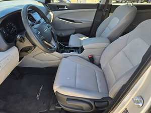 Hyundai Tucson SE 2017 Ligeramente Usado, SUV de 4 Puertas (2.0L 4 Cilindros 6A) - Product Image 5