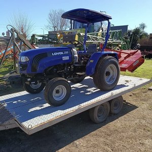 Tractor Lovol 504 con Cargador, Tractor Agrícola de 4 Ruedas Motrices para Granja - Product Image 6