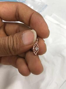 Élégant pendentif en diamant de laboratoire de 0.05 ct en or rose 10 carats Style mignon pour un usage quotidien Pendentifs et breloques de mode - Product Image 3