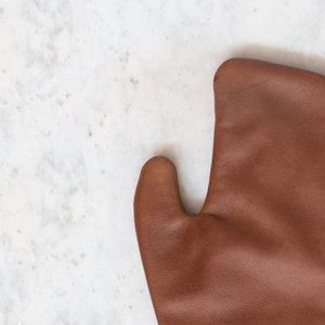 Gants de cuisson en cuir de qualité industrielle Gants résistants à la chaleur pour cuisine commerciale et barbecue - Product Image 4