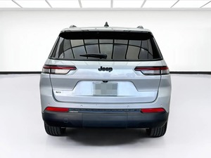 Jeep Grand Cherokee L Altitude SUV 2022 Usado (LHD/RHD) con Asientos de Cuero y Transmisión Automática en Venta - Product Image 5