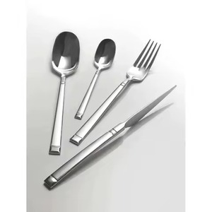 Decent Kitchen Tools Metal Cutlery Set Flatware Set With Customized Size Luxurious Quality - Product Image 3