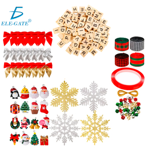 Kit di 284 Pezzi per Decorazioni Natalizie Fai-da-Te, Ornamenti e Decorazioni Artigianali Personalizzabili per l'Albero - Product Image 1