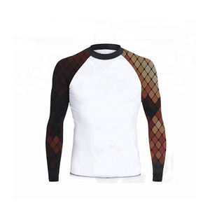 Hombres de secado rápido empalme UV protección solar Rash Guard UPF 50 + mangas largas para MMA y natación sublimado patrón liso Uso de verano - Product Image 3