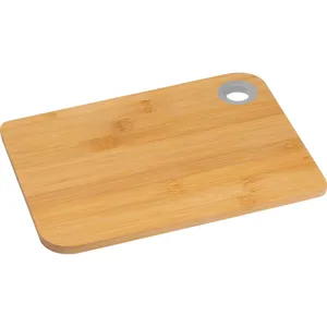 Planche à découper en bambou personnalisée SHELBY, gadgets de cuisine uniques et sur mesure - Product Image 1