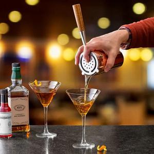 Passoire à cocktail Hawthorne en acier inoxydable de qualité supérieure avec poignée en bois, ressort serré, versement fluide, outil de bar professionnel - Product Image 4