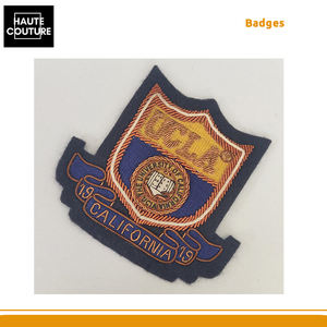 Los más vendidos, calidad inigualable, personalizable, 8 cms de largo, fieltro hecho a mano y lingotes, insignias cosidas de Ucla California - Product Image 2