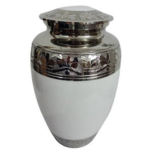 Urnas conmemorativas de metal con estilo moderno para cenizas Joyería de cremación de moda con fecha de nombre personalizada y opciones de mensajes especiales - Product Image 1