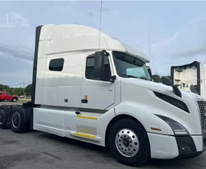 EL MEJOR!! Camión con Cabina Dormitorio VOL_VO VNL64T760 USADO, Años 2020, 2021, 2022, 2024 - Product Image 2